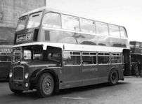 4382LJ in Tilling green livery