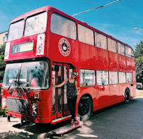 JWV270W with Red Bus Coffee